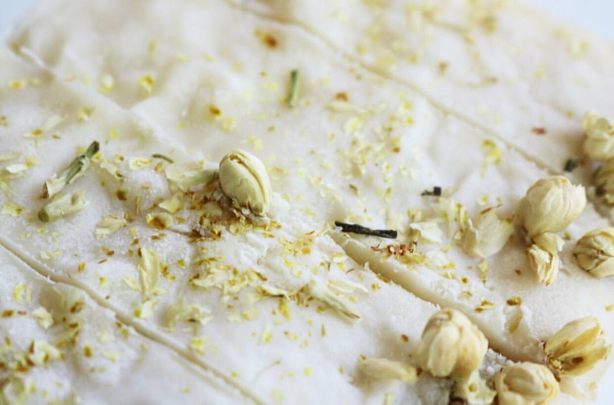 Gardenia - The Honey Hive